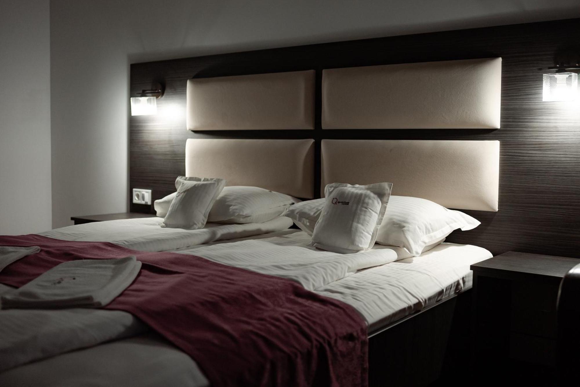 Quantum House Hotel Dornavátra Kültér fotó