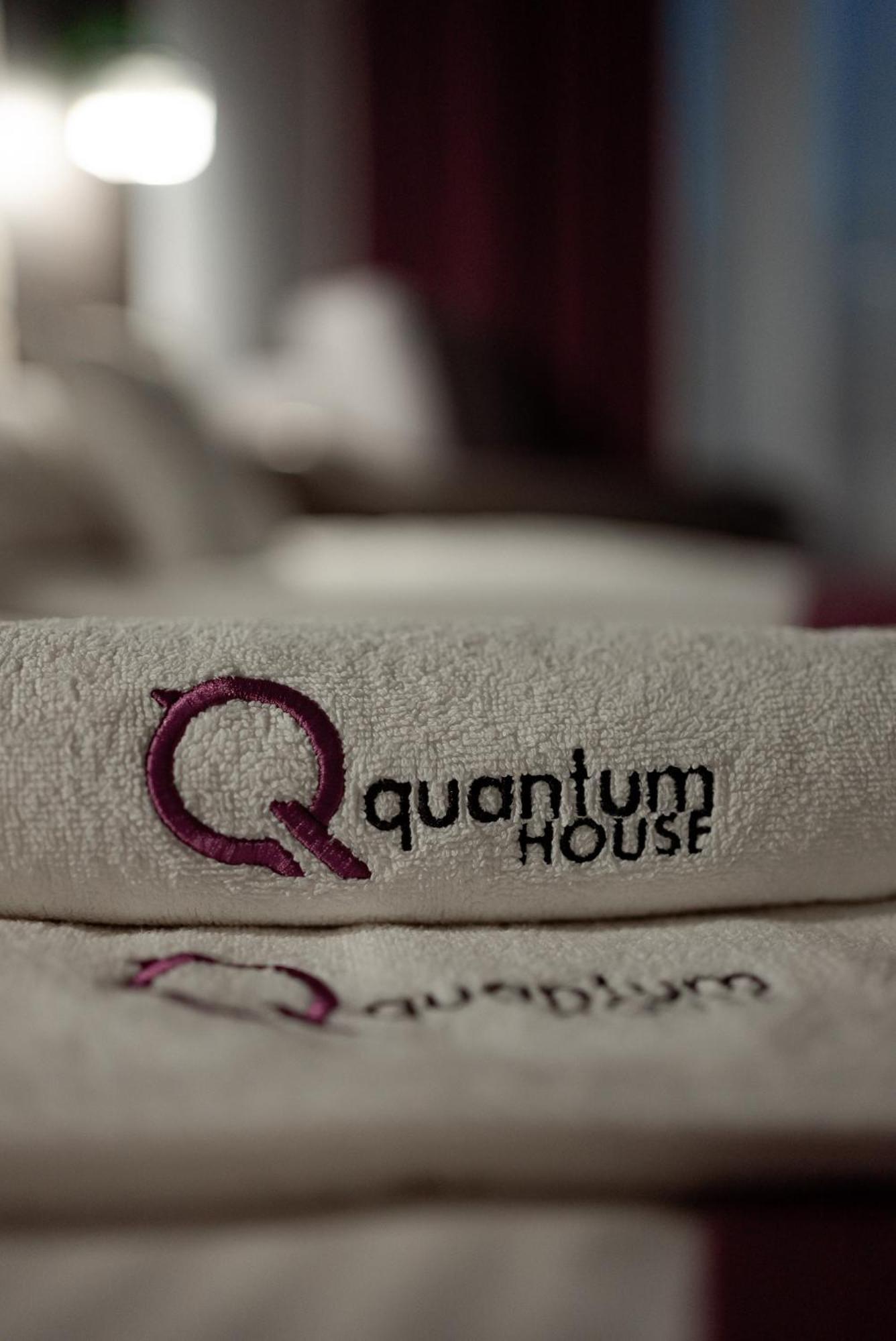 Quantum House Hotel Dornavátra Kültér fotó