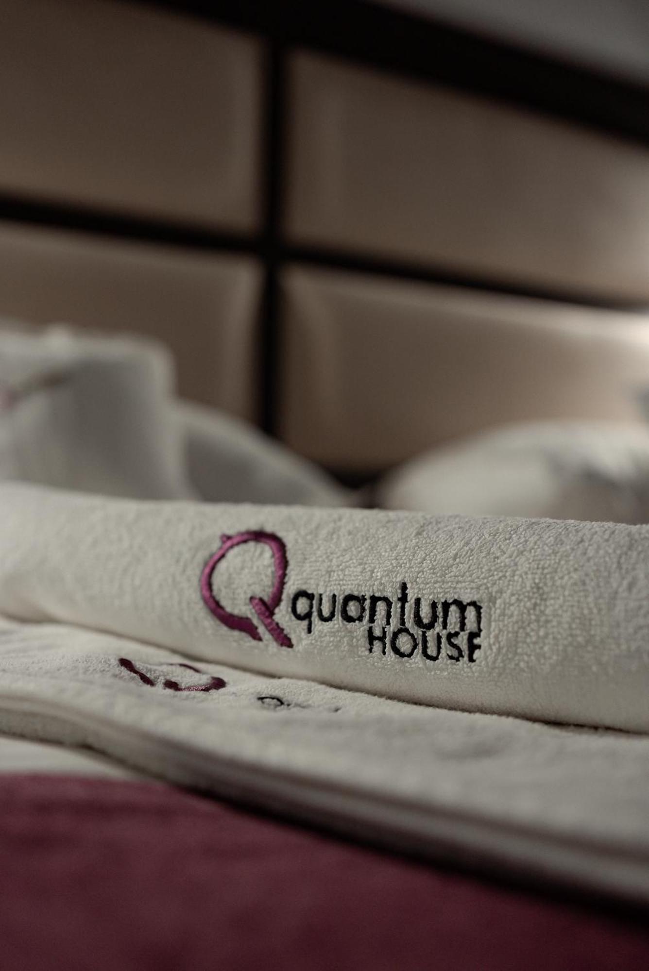 Quantum House Hotel Dornavátra Kültér fotó