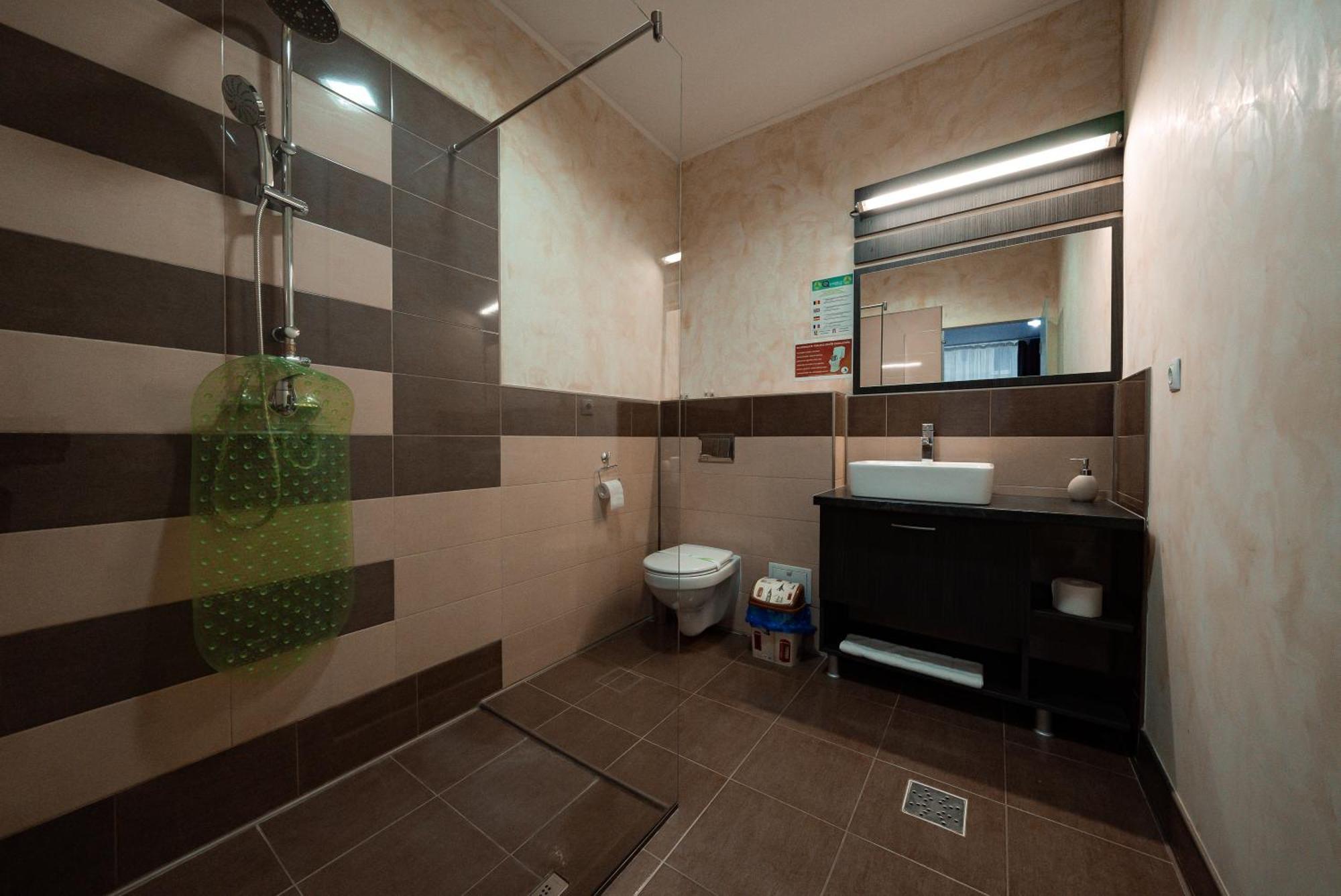 Quantum House Hotel Dornavátra Kültér fotó