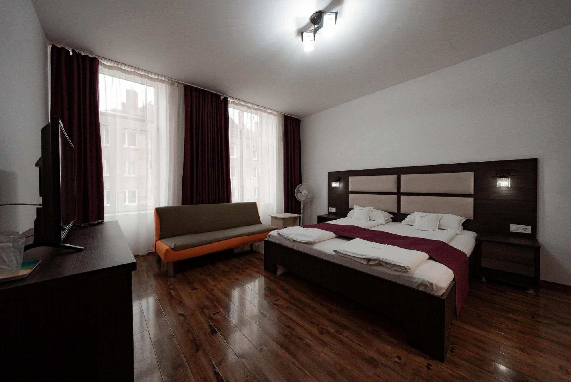 Quantum House Hotel Dornavátra Kültér fotó