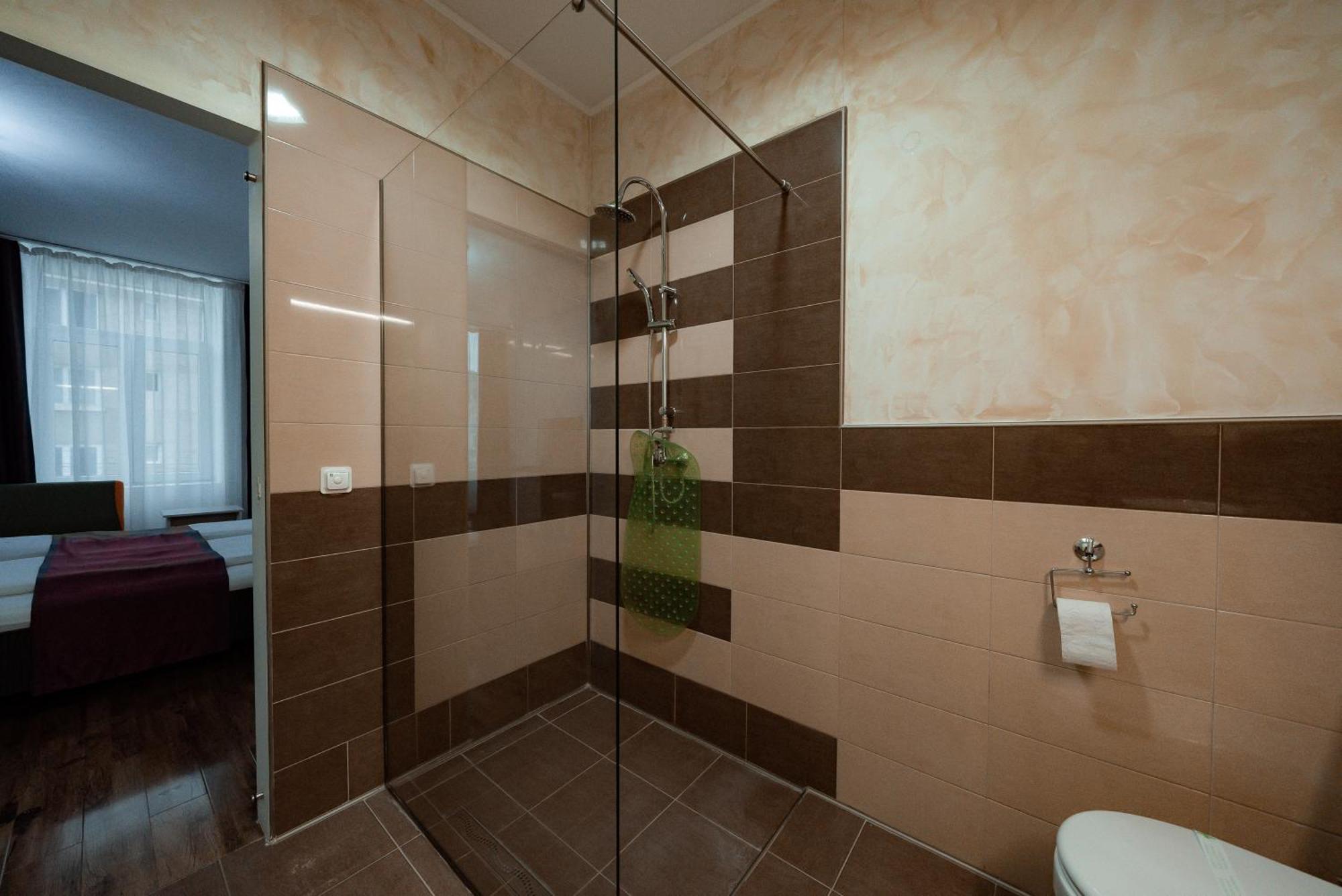 Quantum House Hotel Dornavátra Kültér fotó