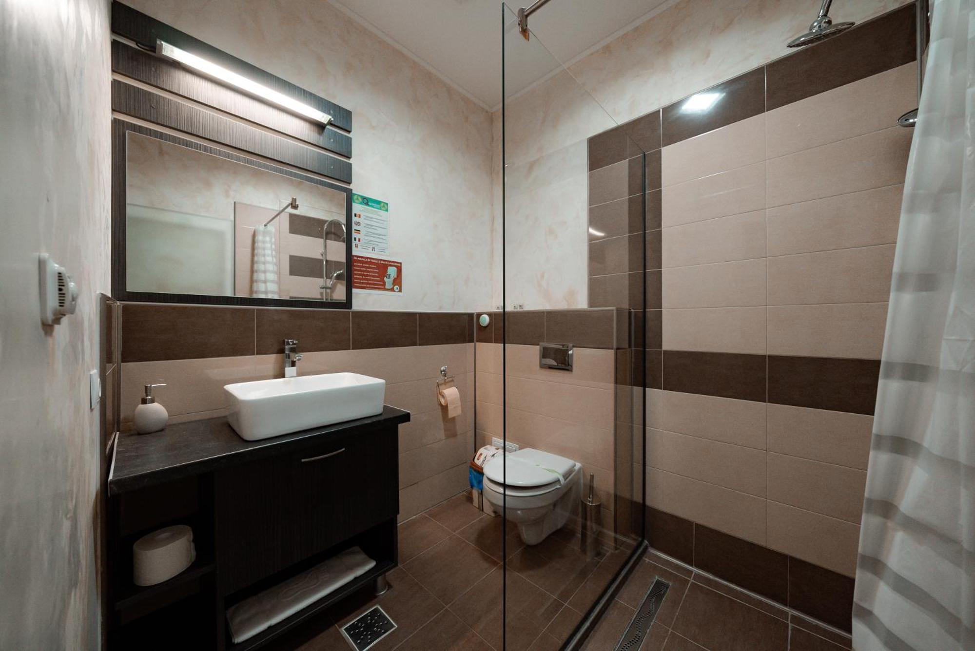 Quantum House Hotel Dornavátra Kültér fotó
